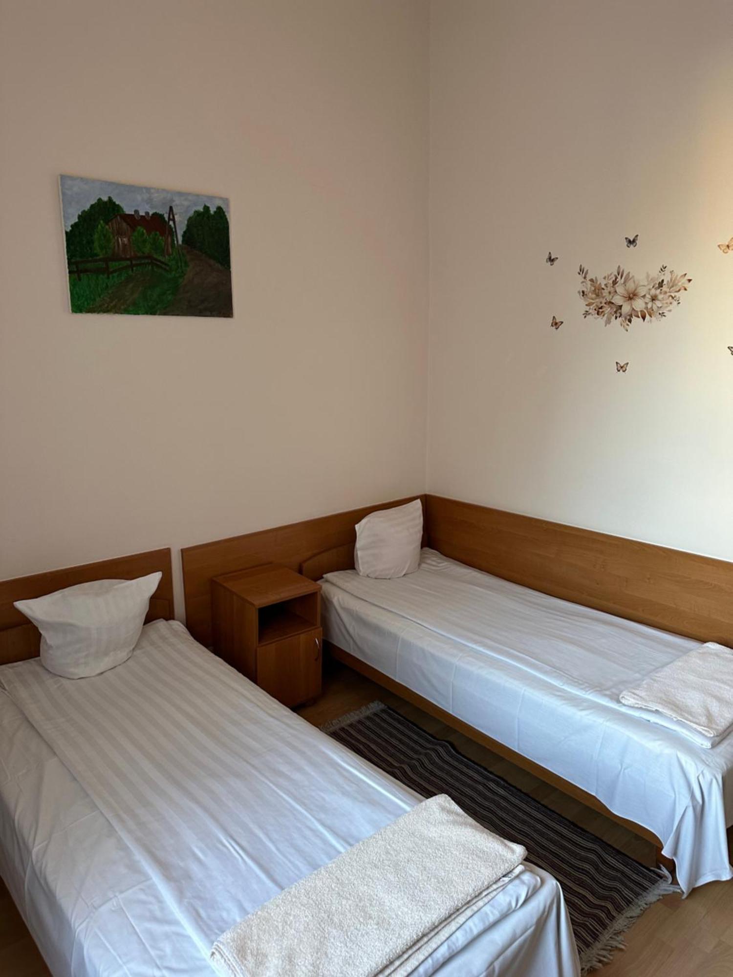 Hotel Haga Częstochowa Kültér fotó