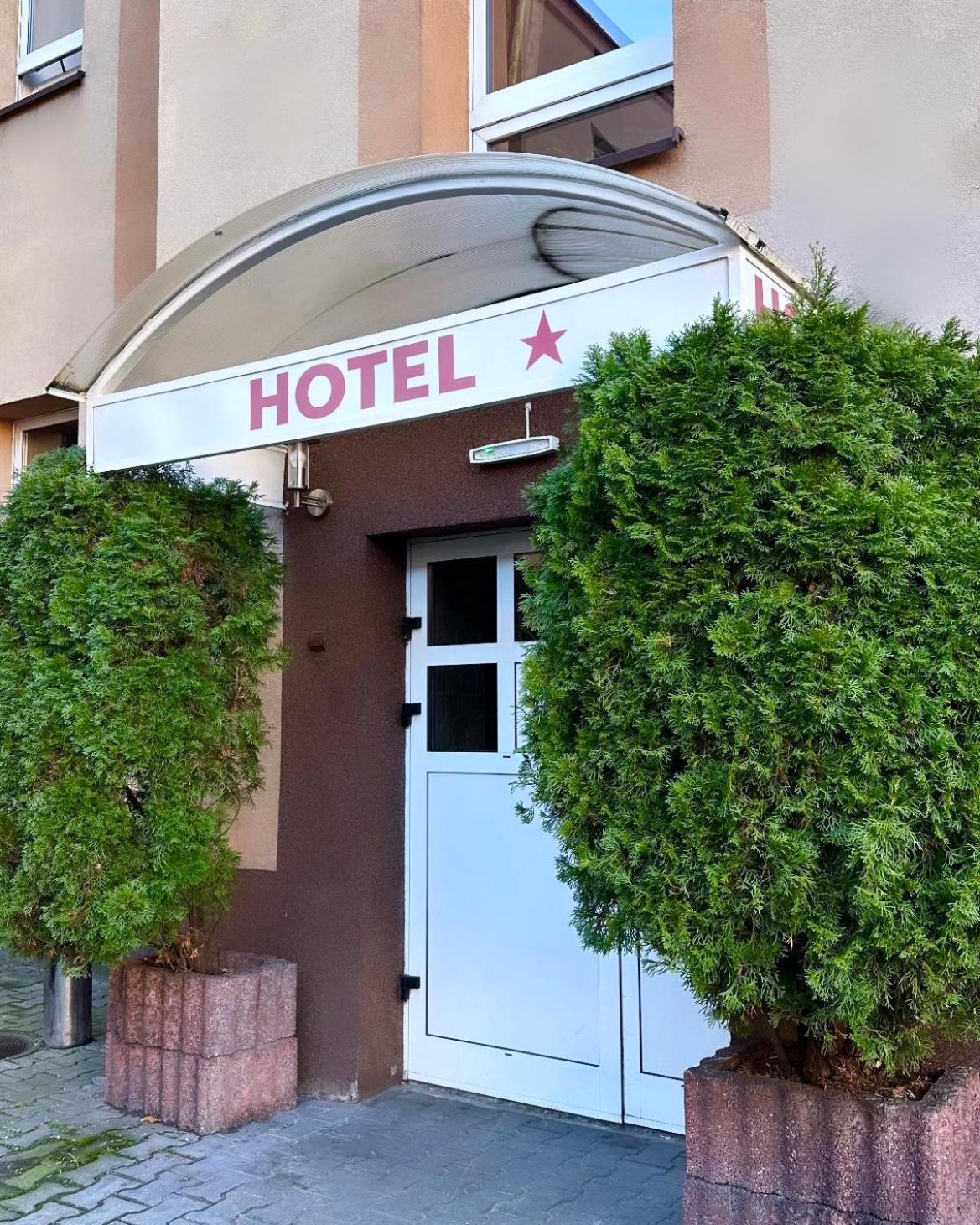 Hotel Haga Częstochowa Kültér fotó