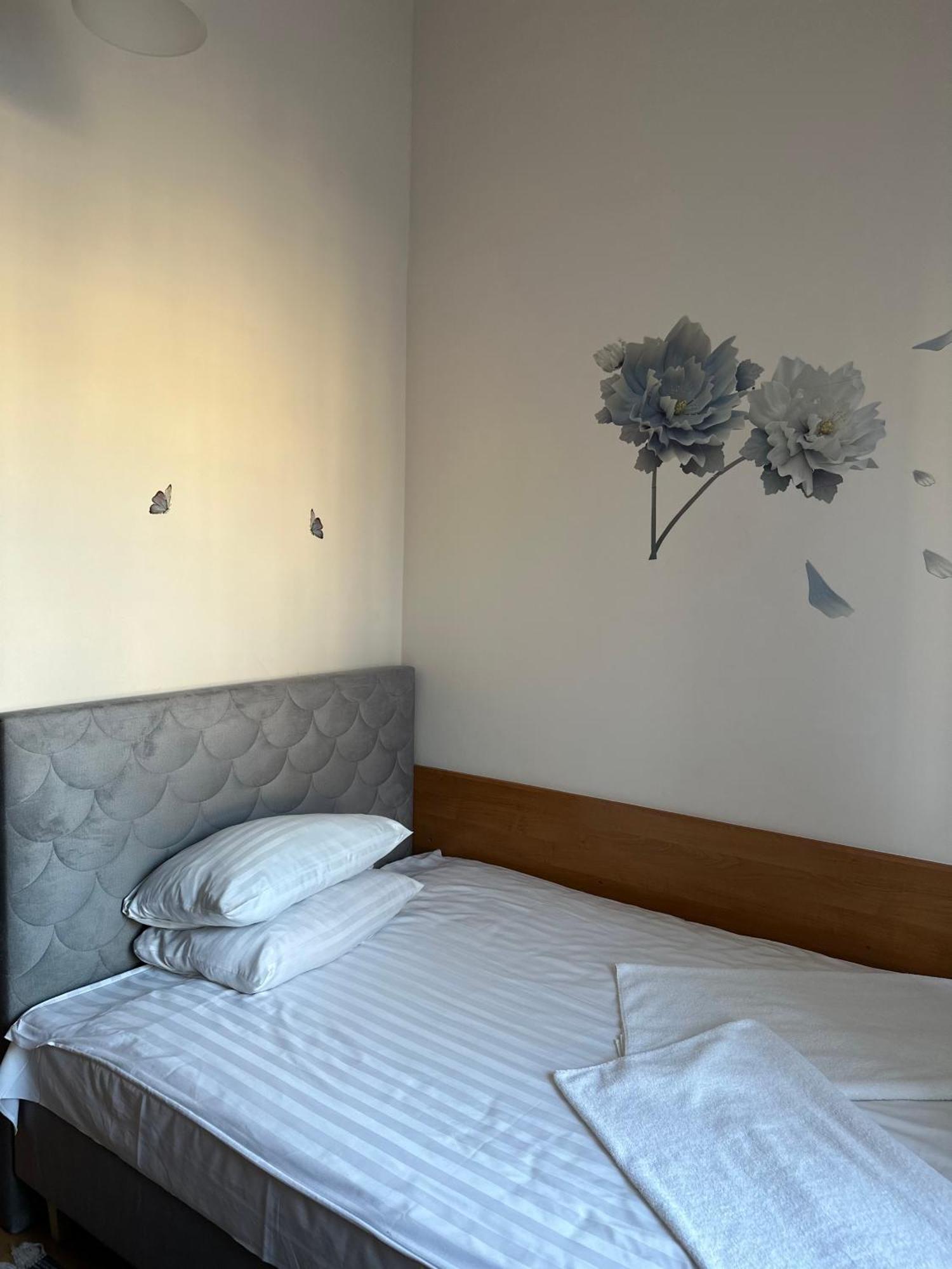 Hotel Haga Częstochowa Kültér fotó